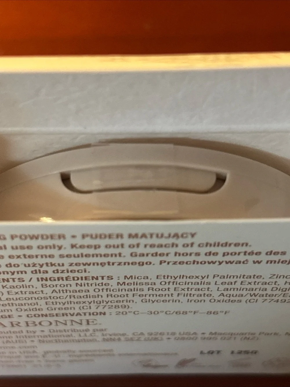 Arbonne Redness Rescue Mattifying Powder - NIB factory sealed compact rare item